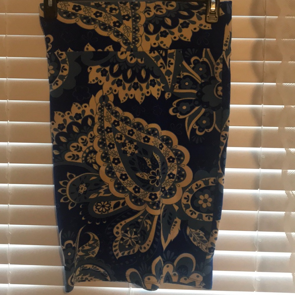 Blue Paisley Lularoe Cassie